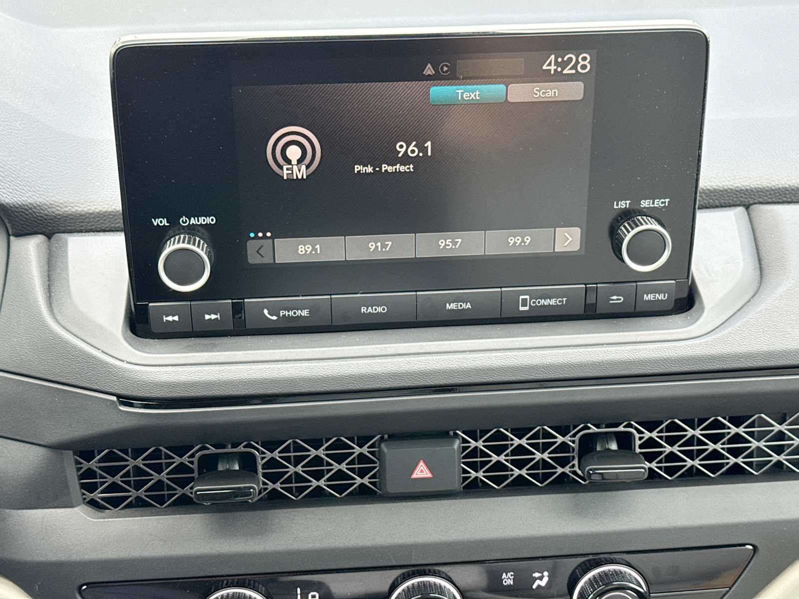 Certified 2025 Honda Accord LX image 12