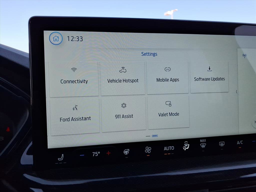 New 2026 Ford Escape ST-Line w/ Tech Pack #1 FWD image 28