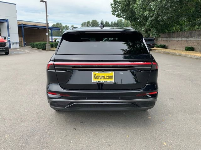 New 2025 Lincoln Nautilus Reserve image 4