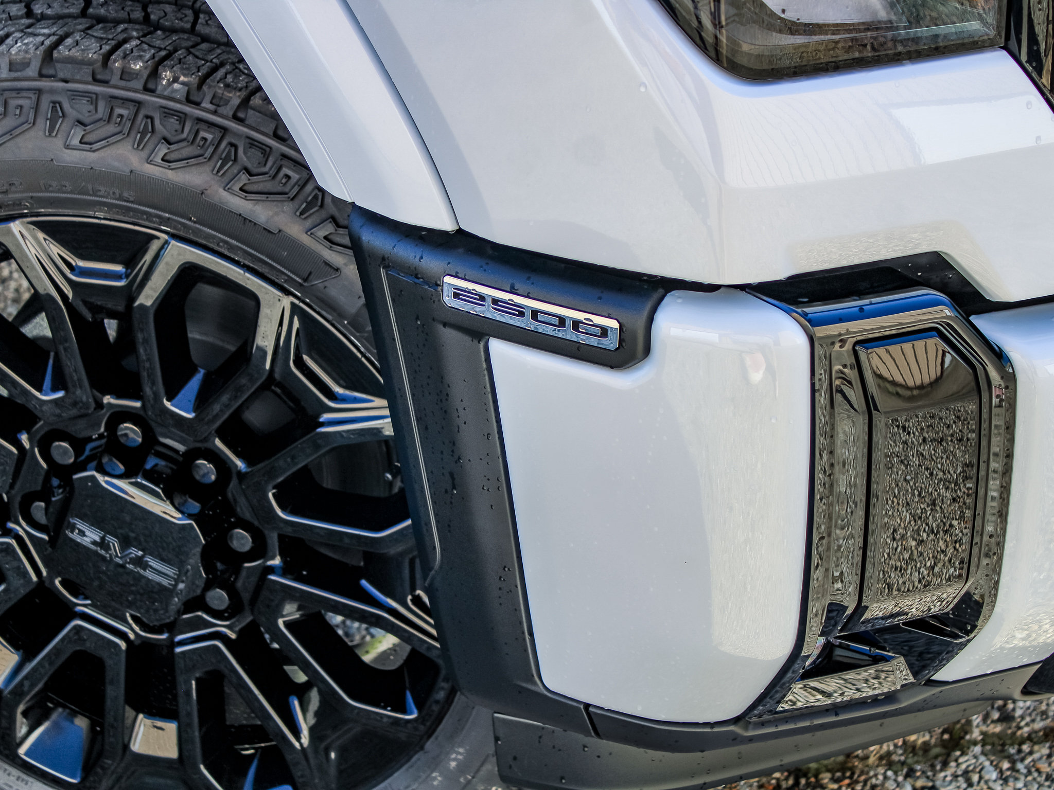 New 2026 GMC Sierra 2500 Denali Ultimate AWD/4WD image 12