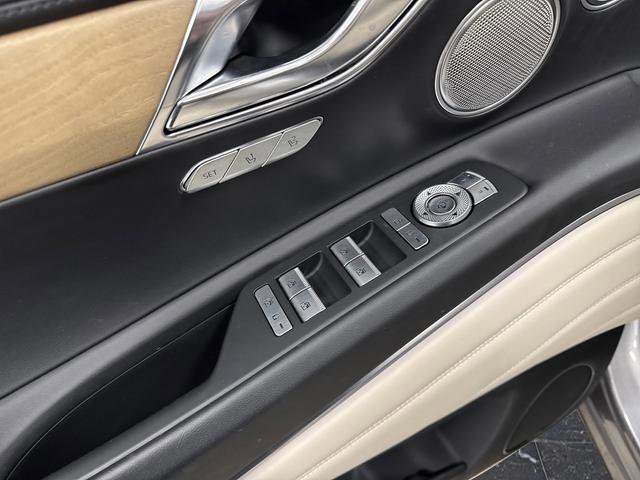 Used 2024 Genesis GV80 3.5T w/ Prestige Package image 30