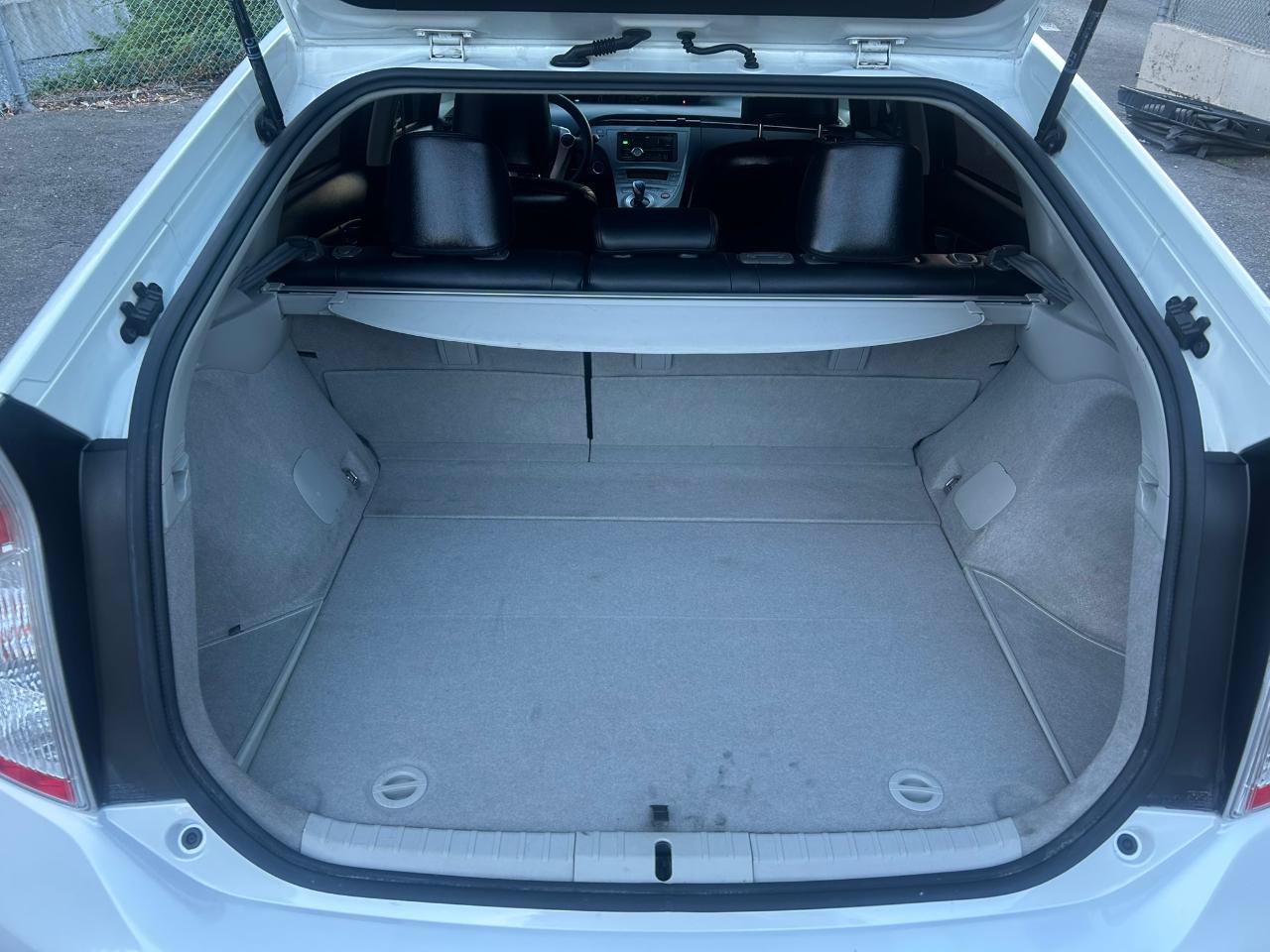 Used 2015 Toyota Prius Four FWD image 14