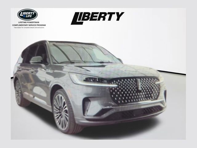 Used 2025 Lincoln Aviator Black Label image 1