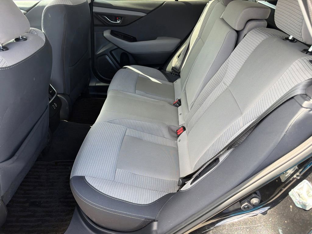 Used 2024 Subaru Outback Premium AWD/4WD image 9