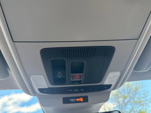 Certified 2023 Honda Accord Touring image 39