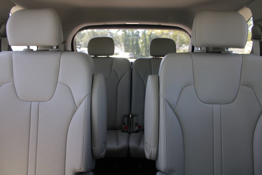 Certified 2025 Kia Sorento EX w/ Panoramic Sunroof Package FWD image 58
