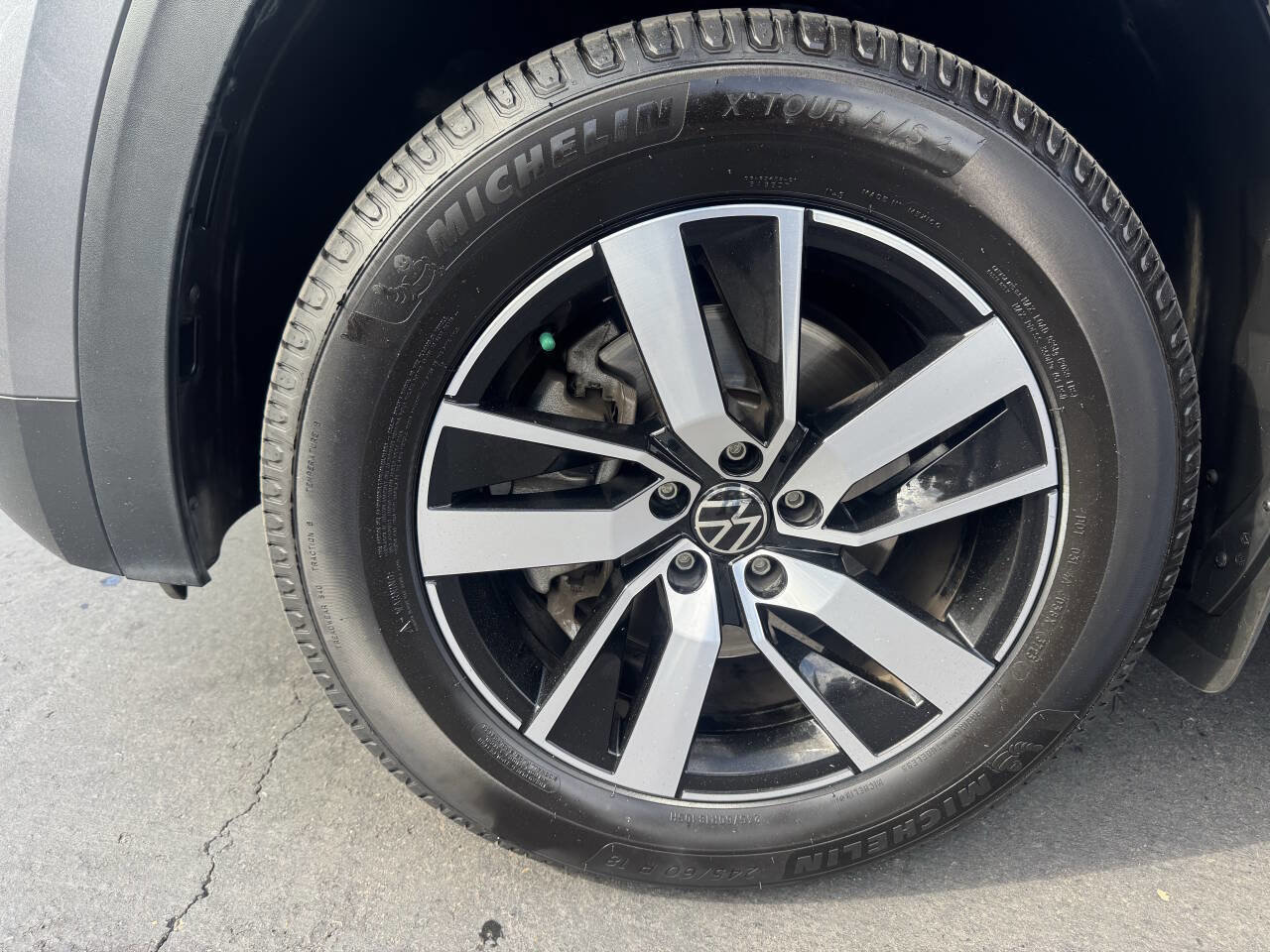 Used 2021 Volkswagen Atlas SE image 17