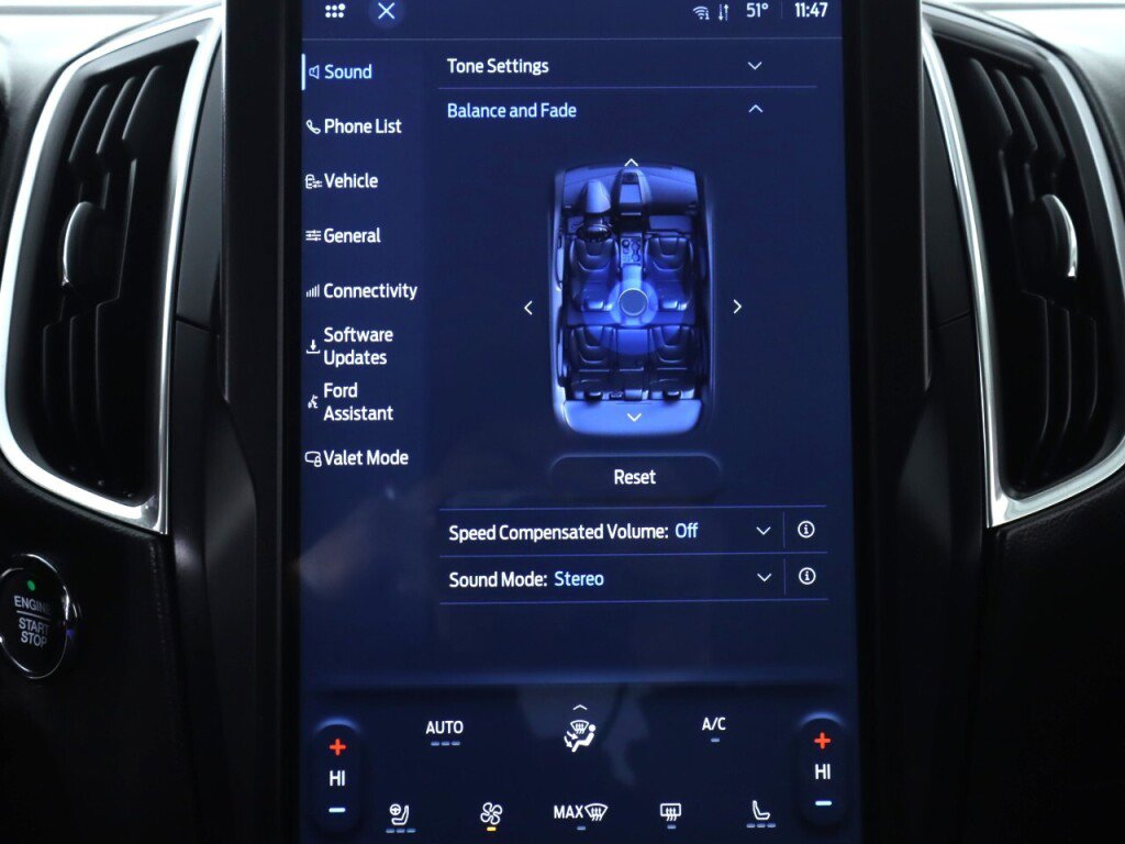 Used 2022 Ford Edge Titanium image 17