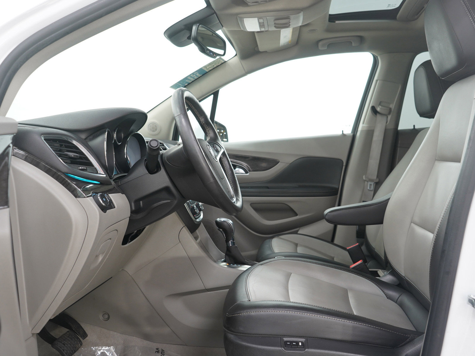 Used 2016 Buick Encore Leather w/ Experience Buick Package image 19