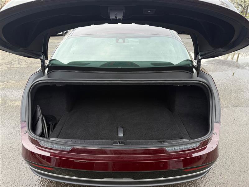 Used 2023 Lucid Air Pure image 18