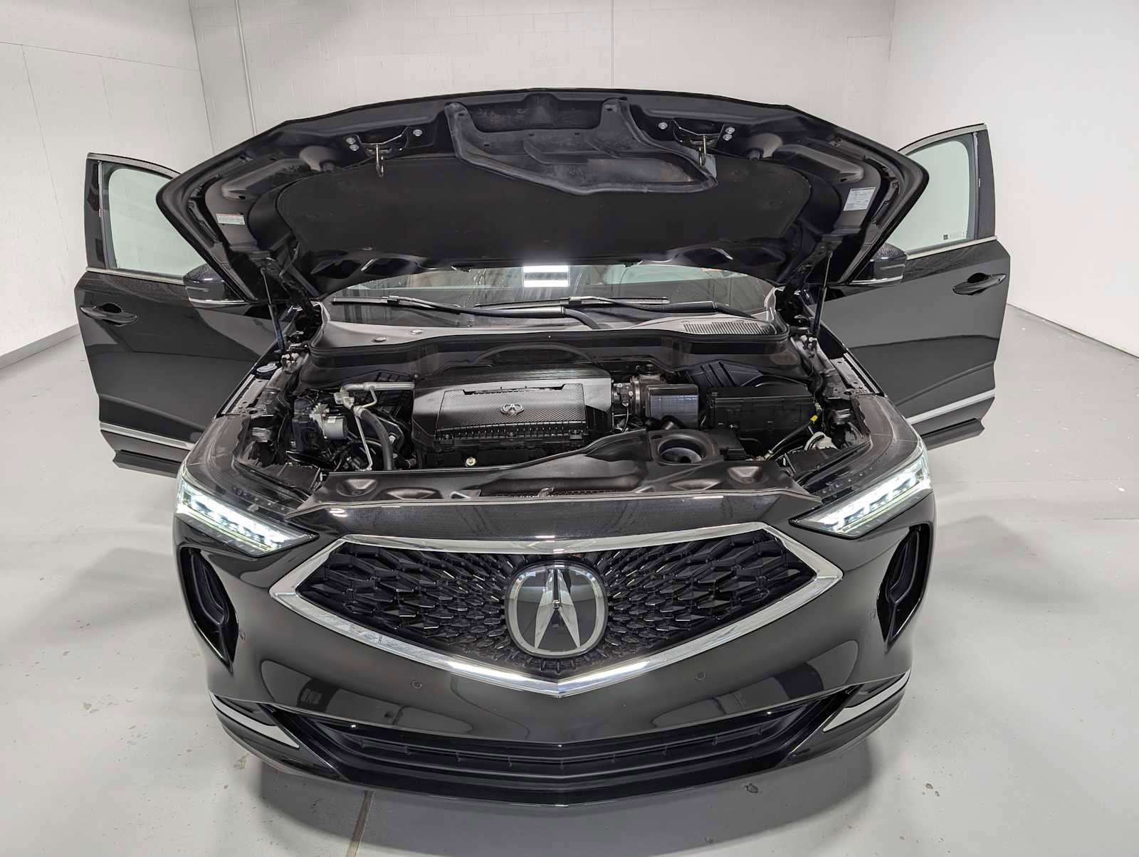 Certified 2023 Acura MDX SH-AWD w/ Technology Package image 13