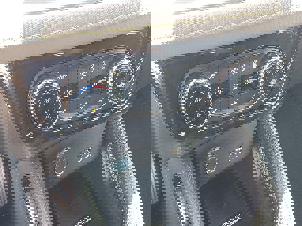 Used 2026 Chevrolet TrailBlazer ACTIV w/ Convenience Package image 26