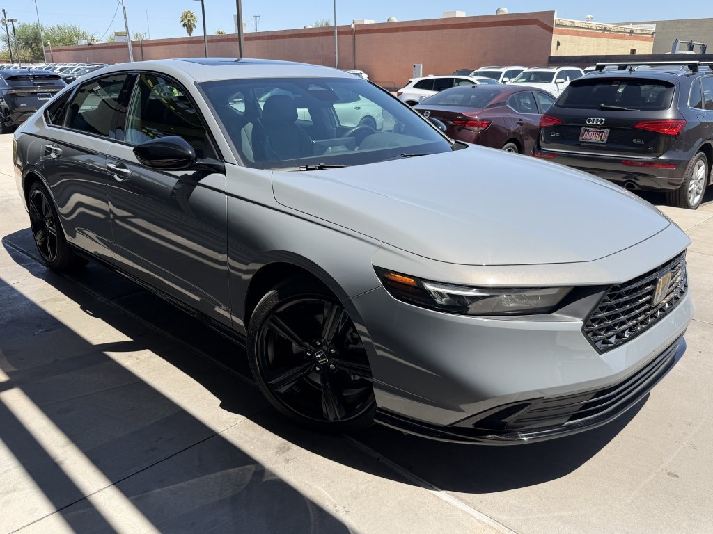 Used 2024 Honda Accord Sport image 6