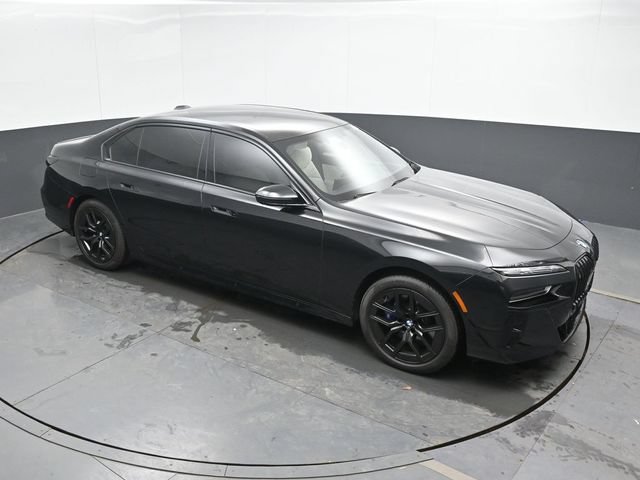 Used 2023 BMW 760i xDrive w/ Executive Package AWD/4WD image 33