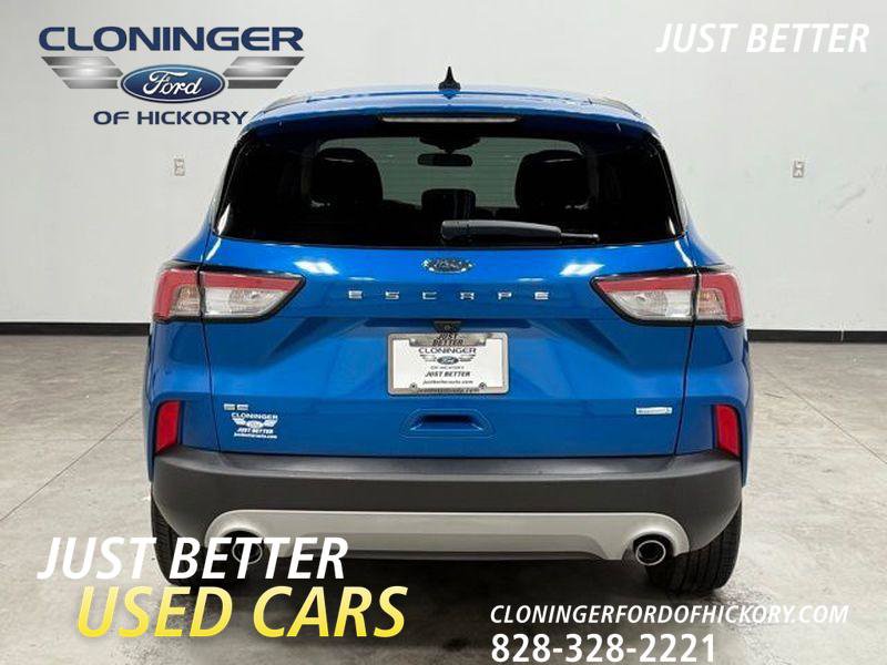 Used 2020 Ford Escape SE image 10