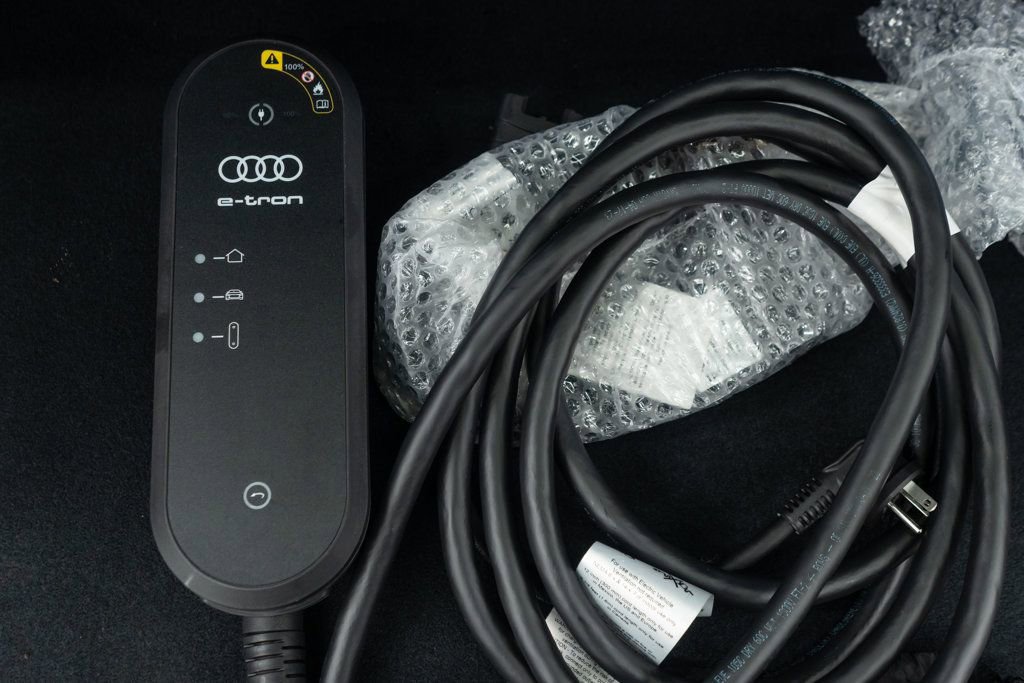 Used 2024 Audi Q5 e Prestige image 41