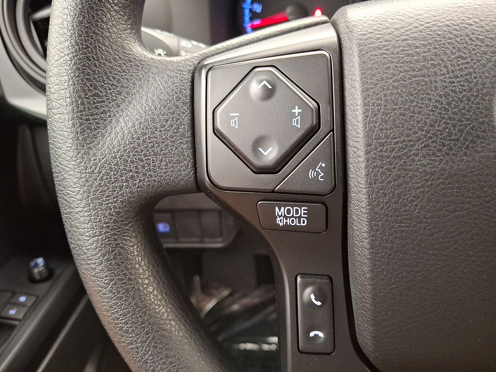 Certified 2023 Toyota Tacoma SR AWD/4WD image 21