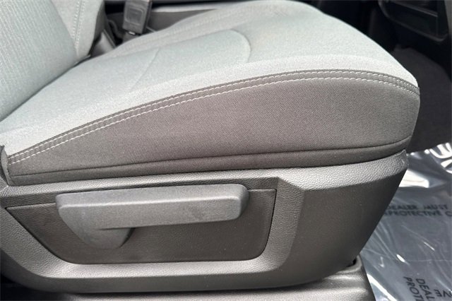 Used 2024 RAM 2500 Big Horn w/ Bed Utility Group image 23