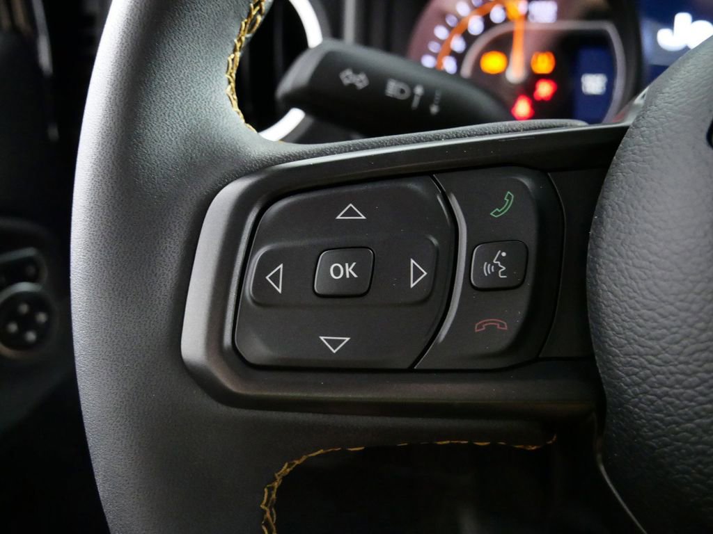 Certified 2024 Jeep Gladiator Sport w/ Premium Package image 38