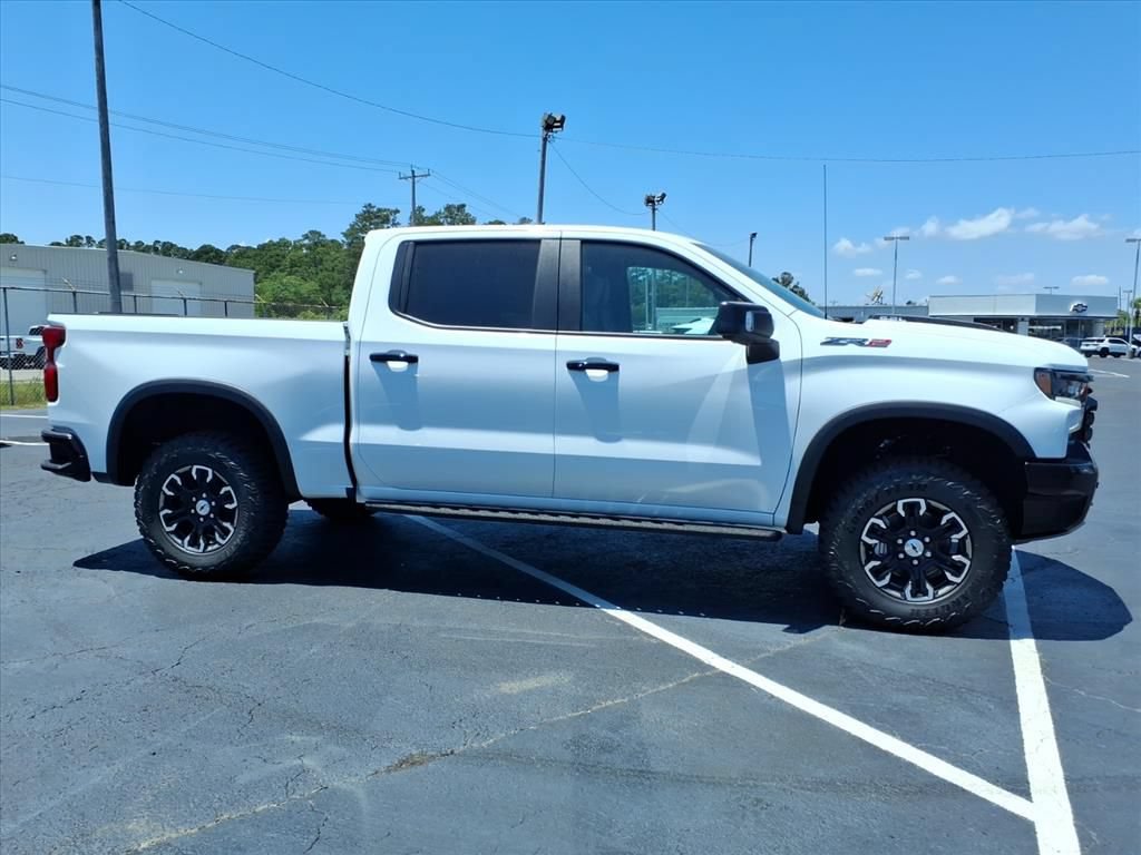 New 2026 Chevrolet Silverado 1500 ZR2 AWD/4WD image 2