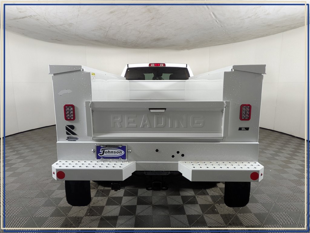New 2026 RAM 2500 Tradesman w/ Chrome Appearance Group AWD/4WD image 8