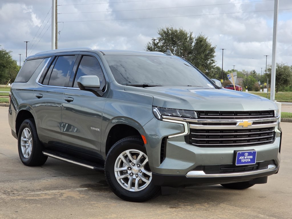 Used 2024 Chevrolet Tahoe LT RWD image 2