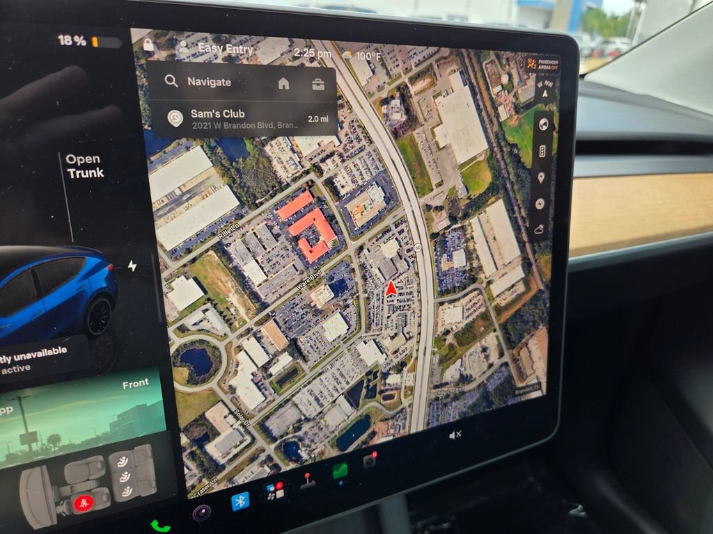 Used 2024 Tesla Model Y Performance AWD/4WD image 35
