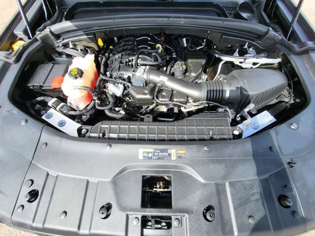Used 2023 Jeep Grand Cherokee L Laredo AWD/4WD image 11