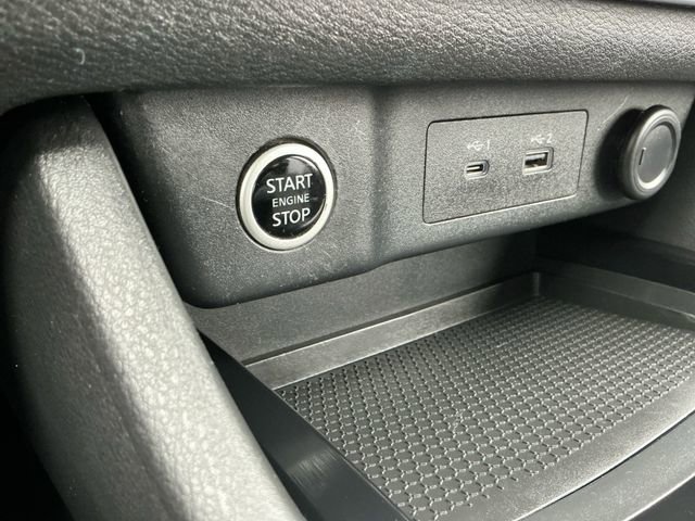 Used 2021 Nissan Rogue SV image 20