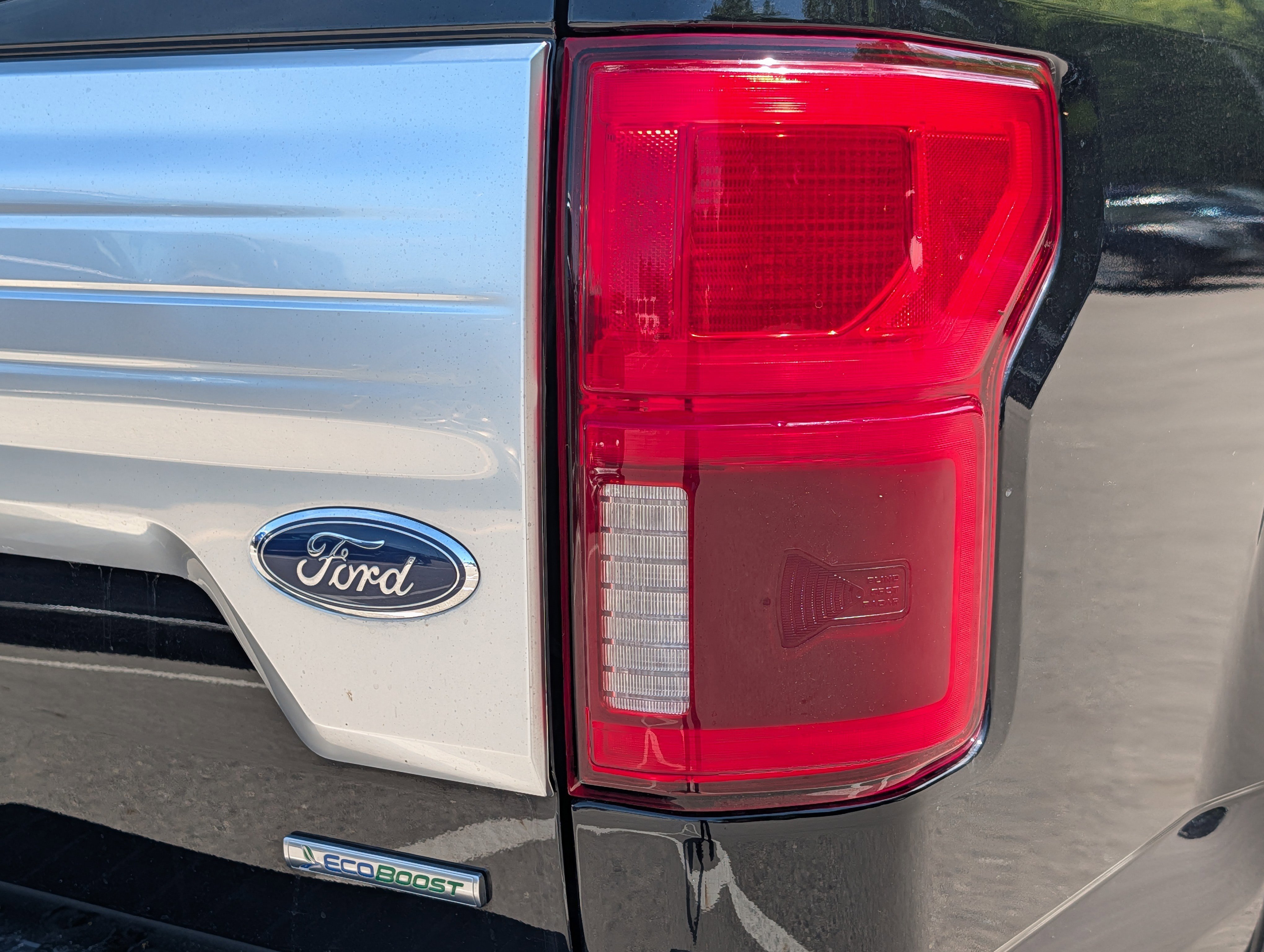 Used 2019 Ford F150 Limited w/ Trailer Tow Package AWD/4WD image 17