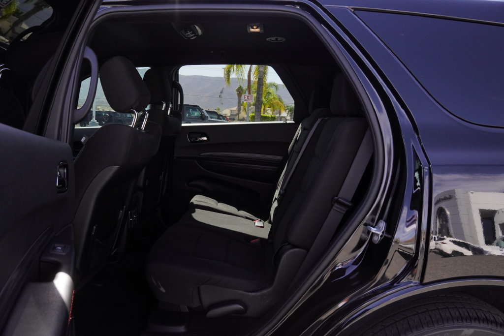 Certified 2025 Dodge Durango GT w/ Blacktop Package RWD image 30