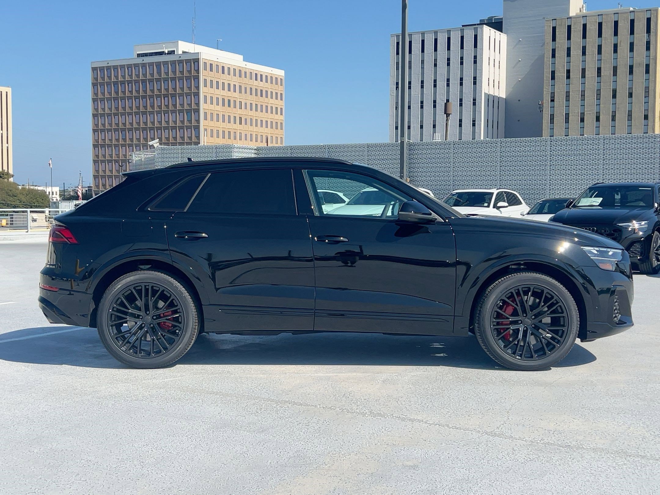 New 2026 Audi SQ8 Premium Plus image 8