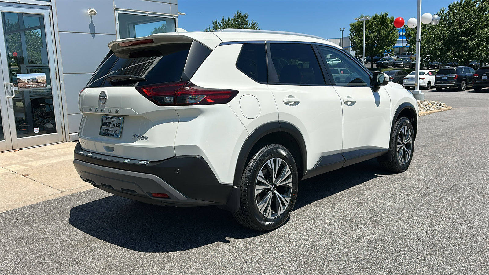Certified 2023 Nissan Rogue SV w/ SV Premium B Package AWD/4WD image 7