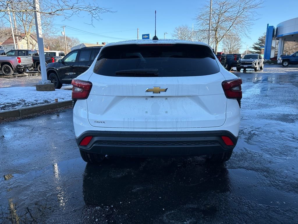 New 2026 Chevrolet Trax LS w/ LS Convenience Package image 6