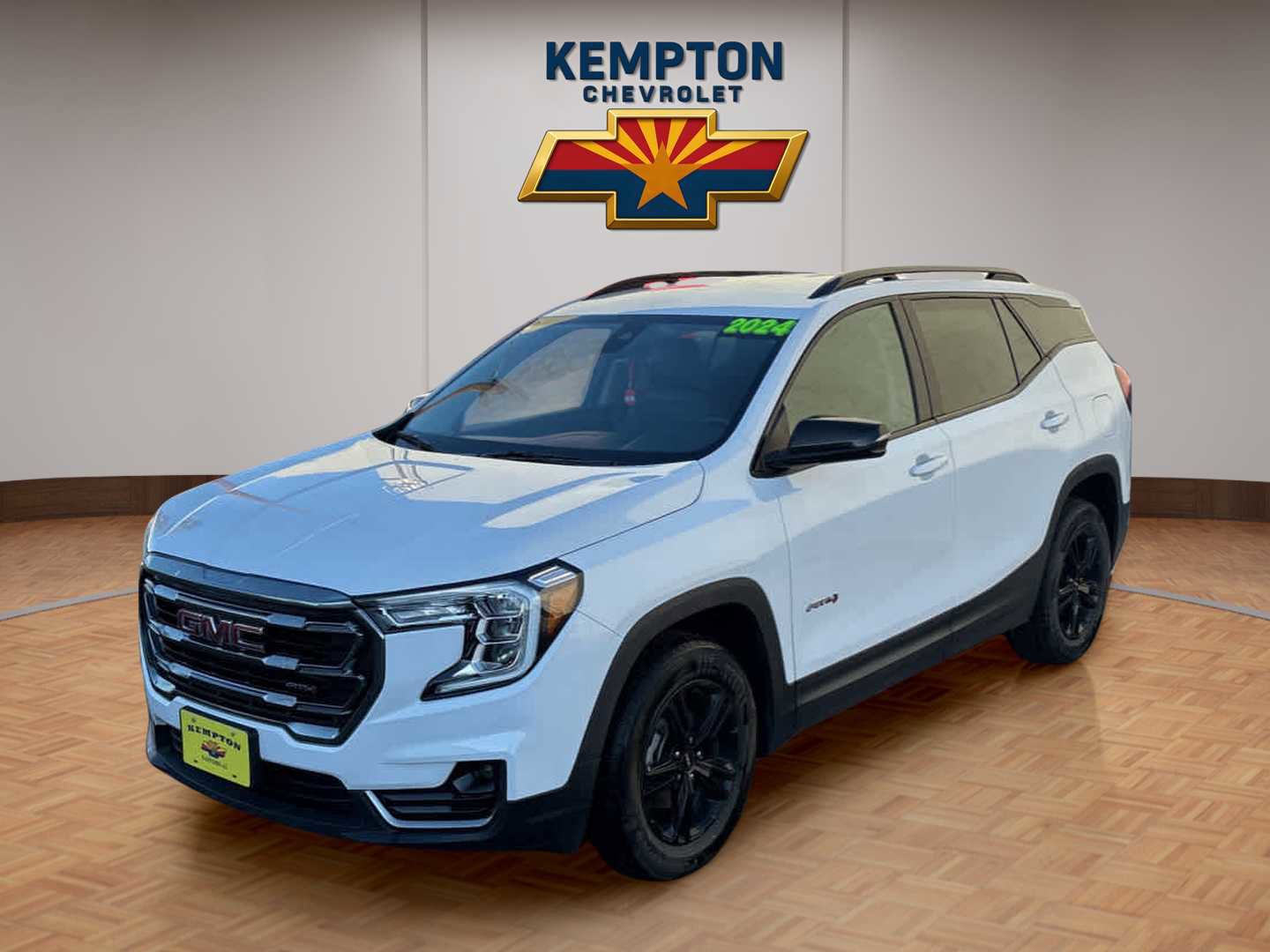 Used 2024 GMC Terrain AT4 image 2