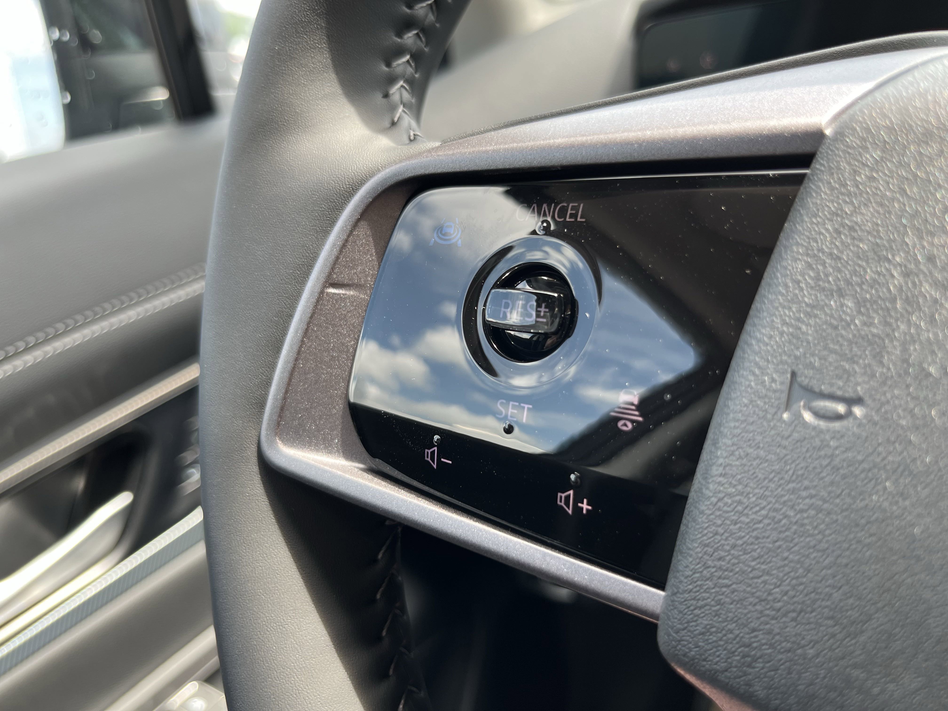 New 2025 Nissan Murano SL image 19