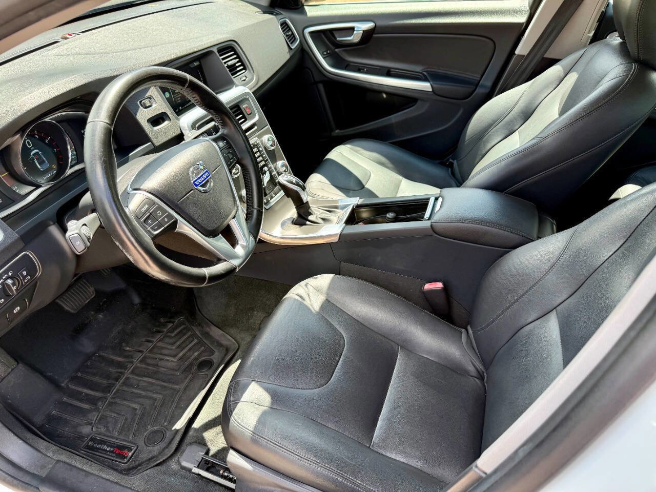 Used 2016 Volvo S60 T5 Premier image 15