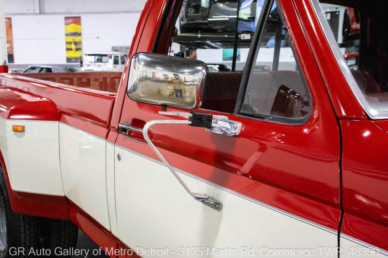 Used 1986 Ford F350 2WD Regular Cab image 35