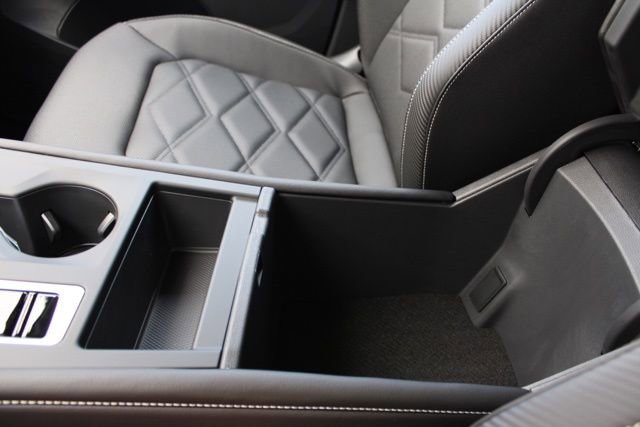 New 2026 Volkswagen Atlas Cross Sport SE image 29