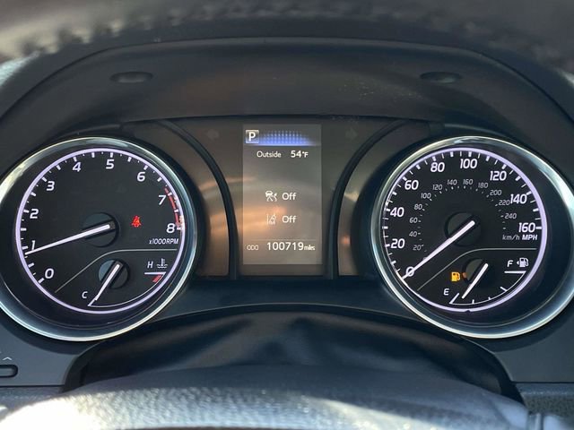 Used 2018 Toyota Camry SE image 25