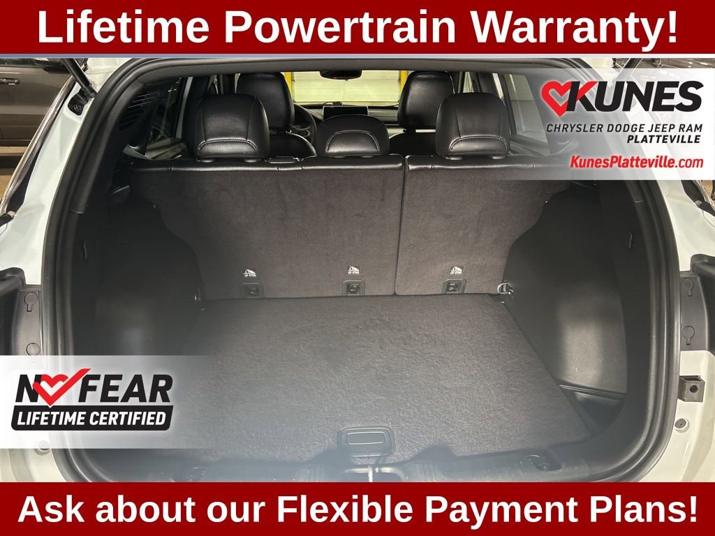 Used 2025 Jeep Compass Limited image 15