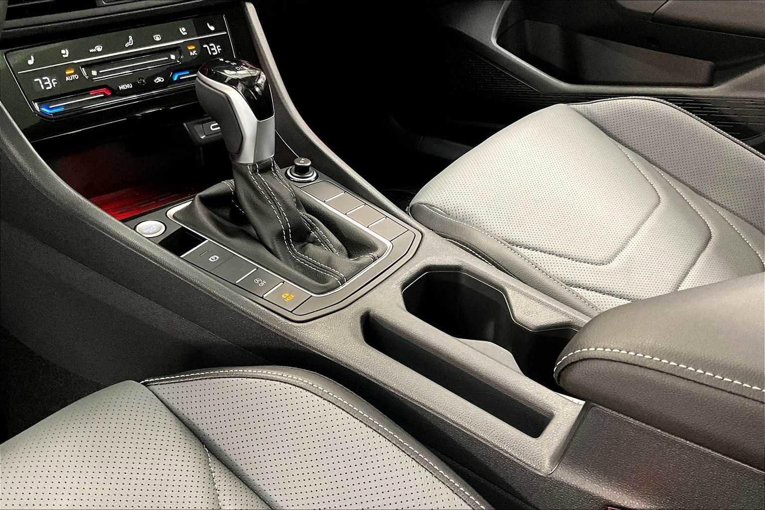 New 2025 Volkswagen Jetta SEL image 10