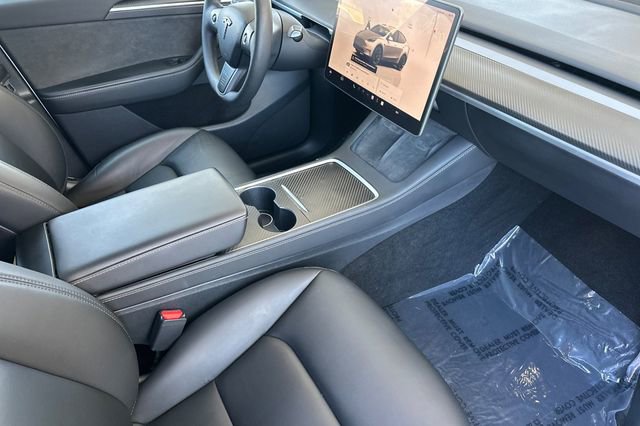 Used 2023 Tesla Model Y Long Range AWD/4WD image 17
