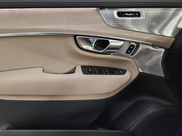 New 2026 Volvo XC90 T8 Ultra w/ Lounge Package image 24