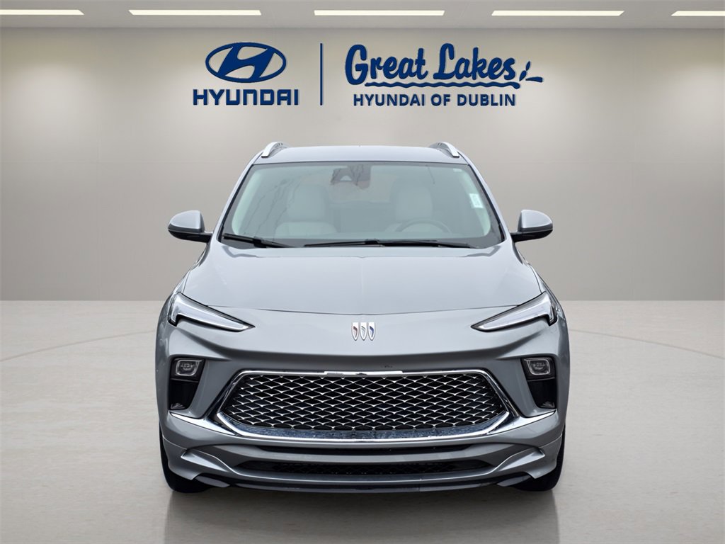 Used 2024 Buick Encore GX Avenir w/ Avenir Convenience Package image 8