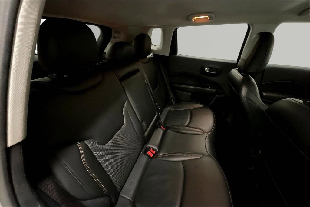 Used 2020 Jeep Compass Limited image 27
