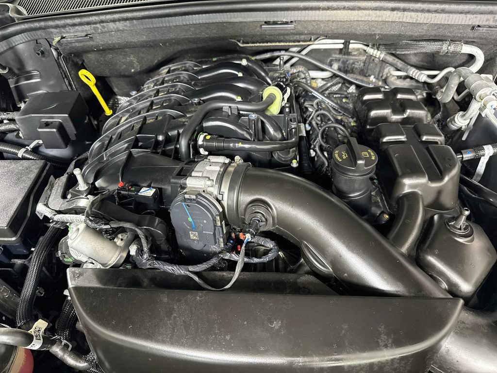 Used 2024 Dodge Durango GT AWD/4WD image 34