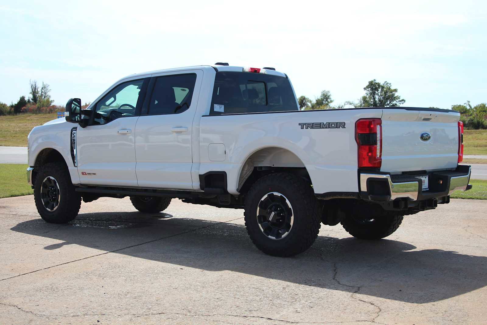 New 2026 Ford F250 Lariat image 15