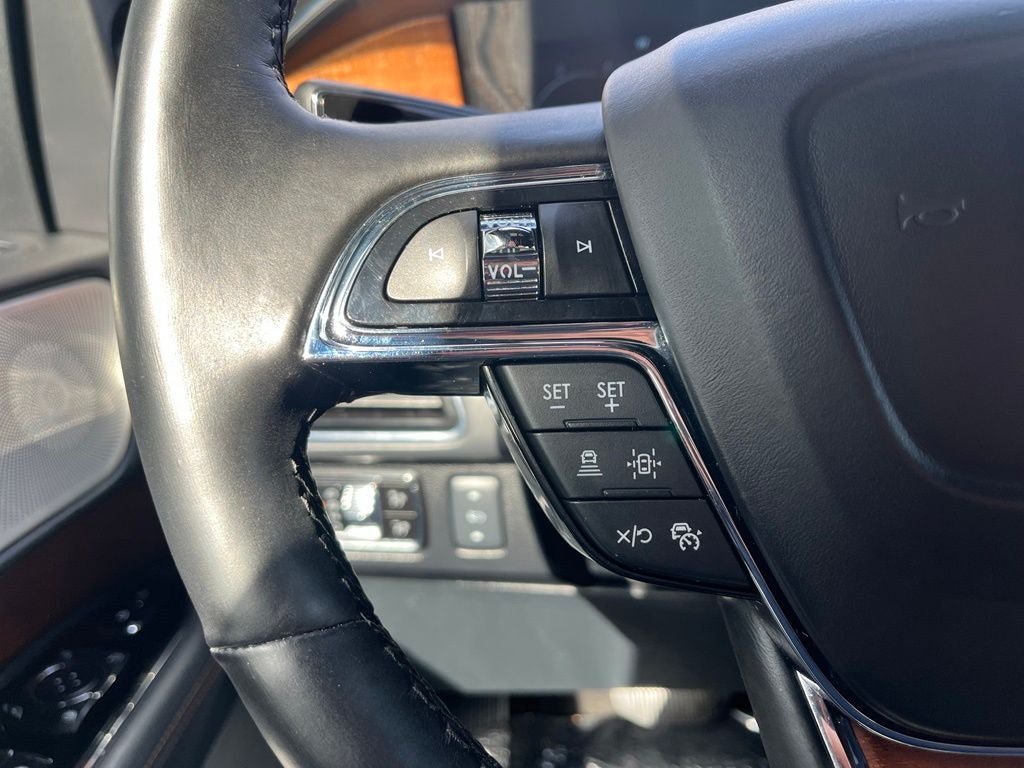 Certified 2023 Lincoln Navigator L Black Label AWD/4WD image 29