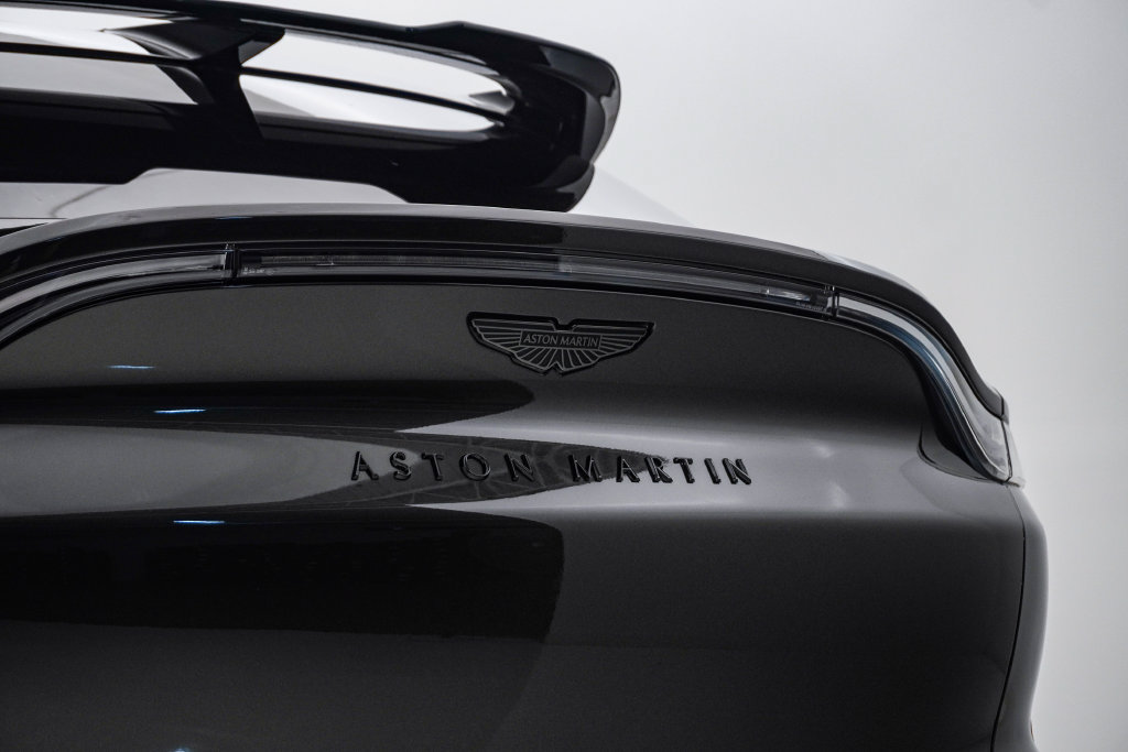 Used 2025 Aston Martin DBX 707 AWD/4WD image 12